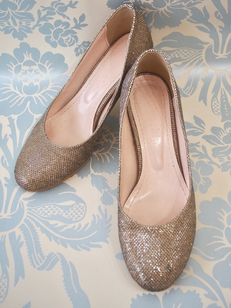 【パンプス】ブロンズラメローヒールパンプス/24