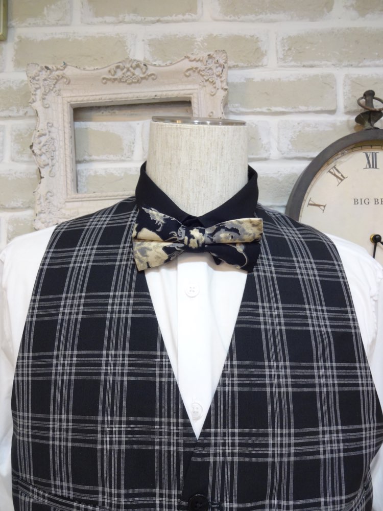 【蝶ネクタイ】 BLACK FLOWER PRINT BOWTIE