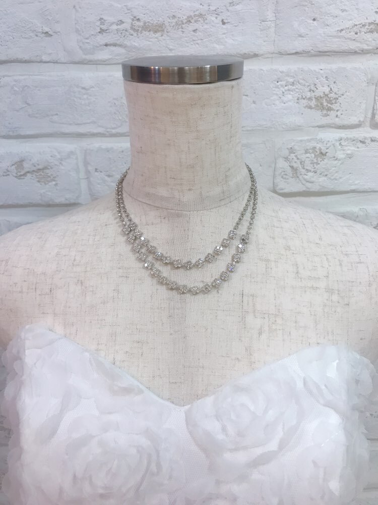 【ネックレス】シルバー　四角フラワー2連