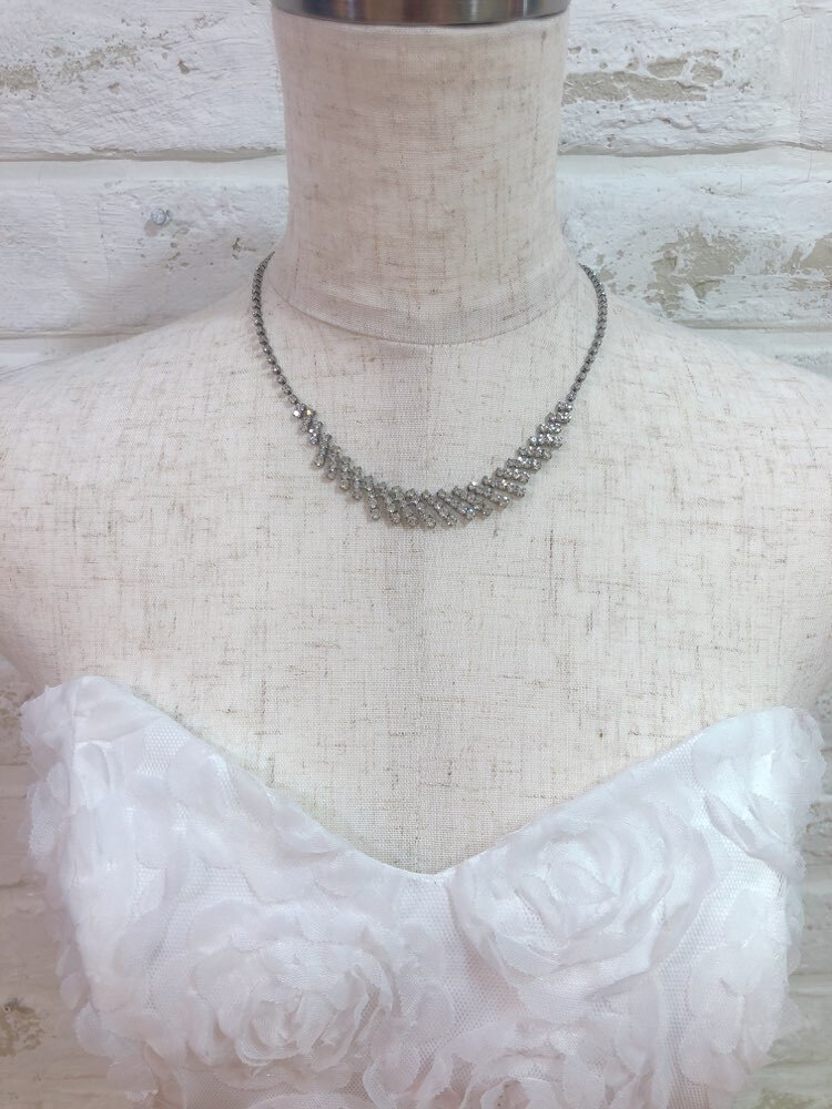 【ネックレス】シルバー斜線ダイヤ