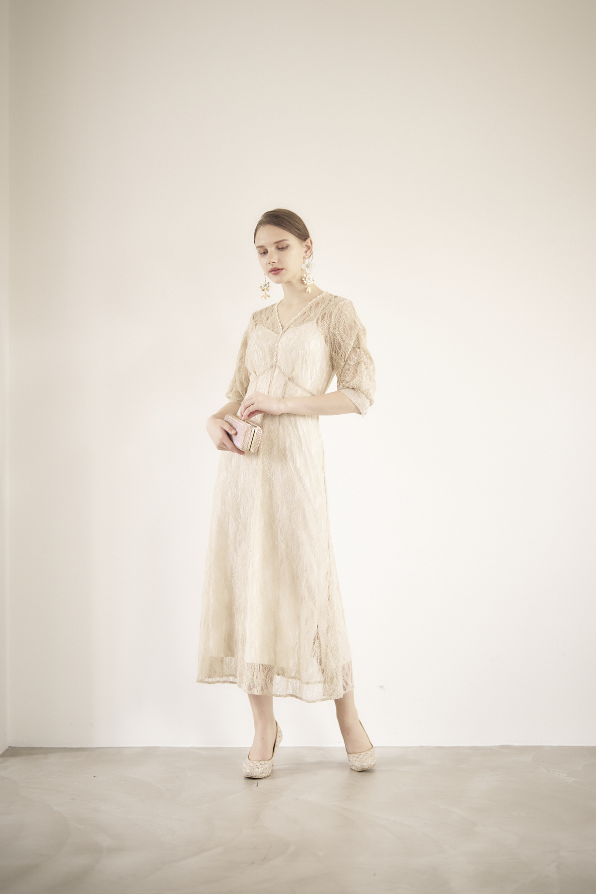 【ゲストドレス】ベージュ　パール×ラメ入りレース　size1 S-M  FRAY I.D