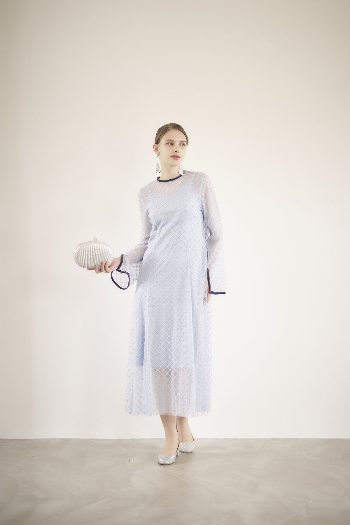 【ゲストドレス】ライトブルー　チェックビーズワンピース　sizeF M LILYBROWN