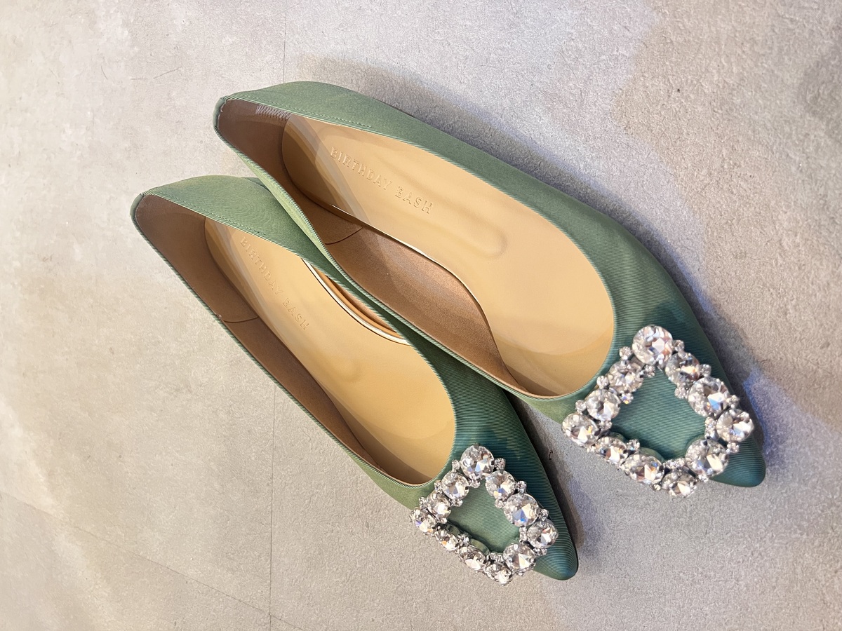 【パンプス】グリーンローヒールパンプス　24センチ/2センチヒール　BIRTHDAYBASH