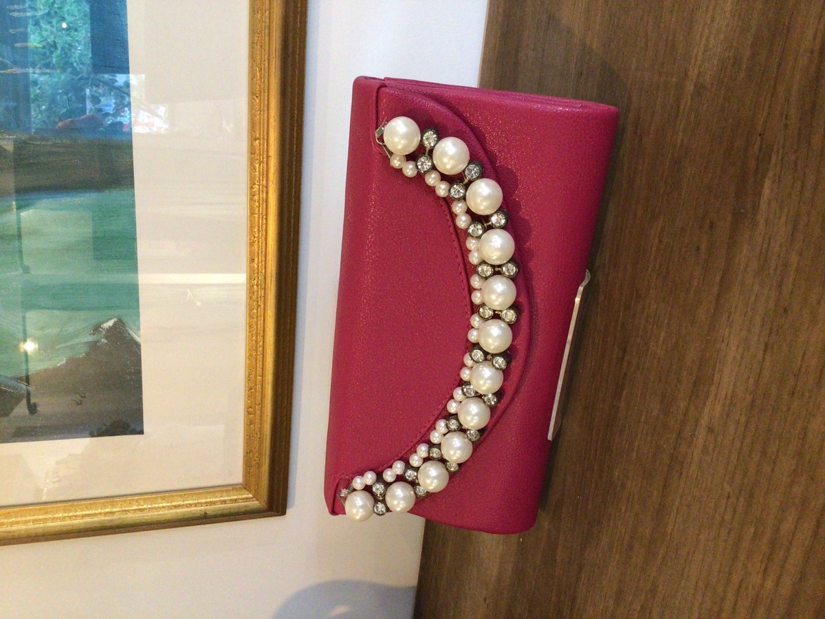 【バック】大粒パール　ビビットピンクレザー