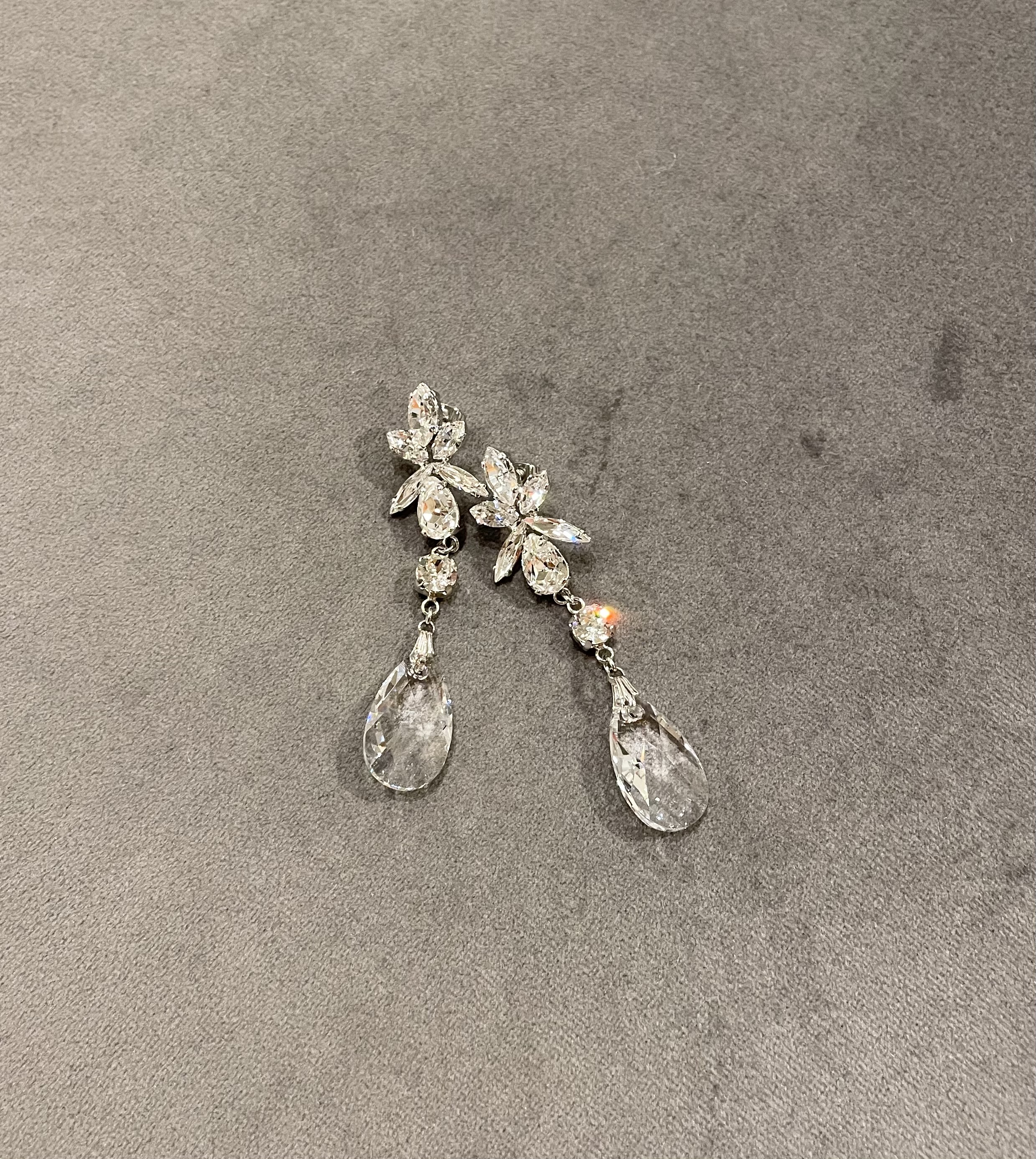 【ピアス】カッティングクリスタルビジュー
