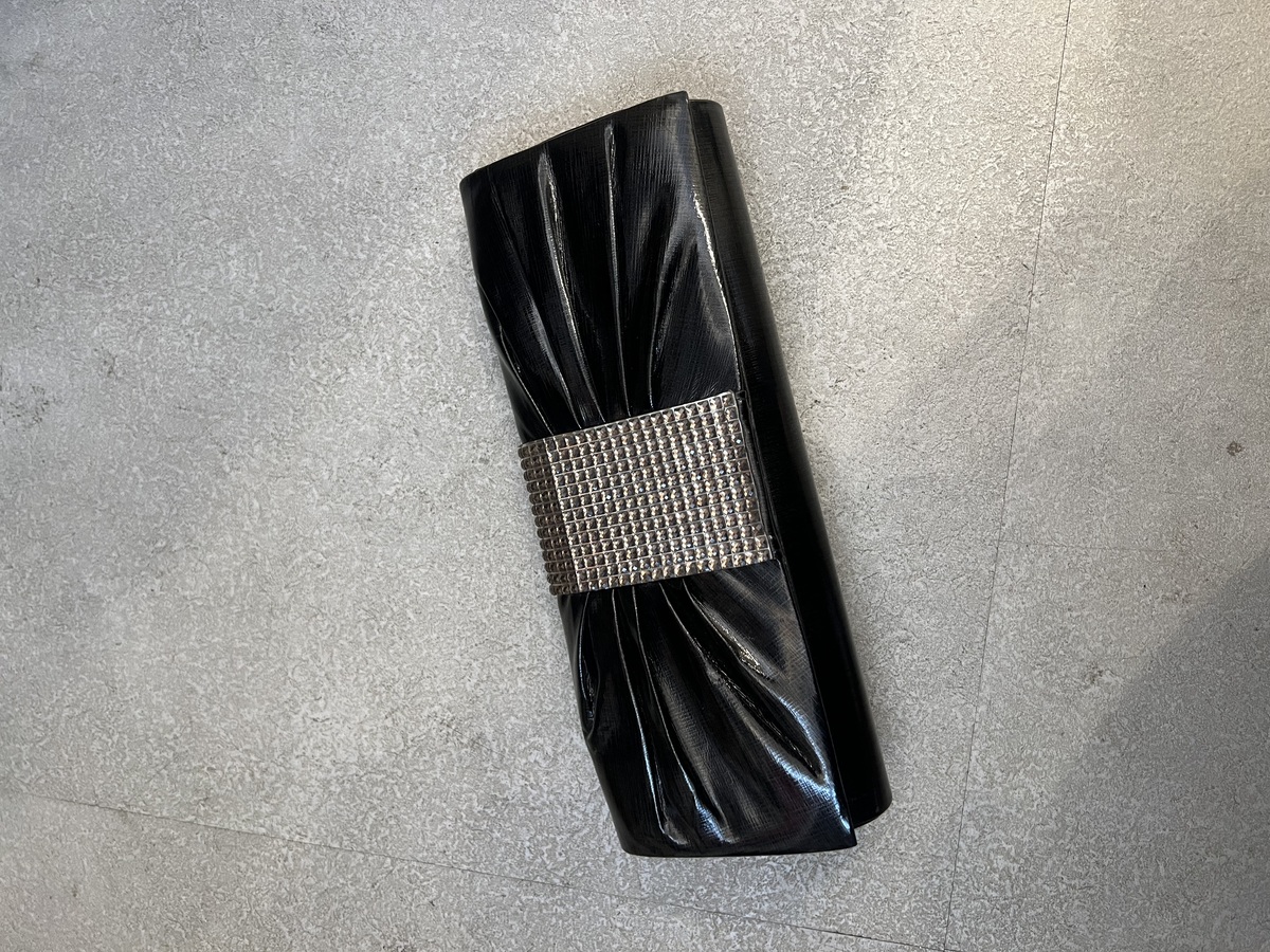 【バッグ】ブラック×シルバーストーン