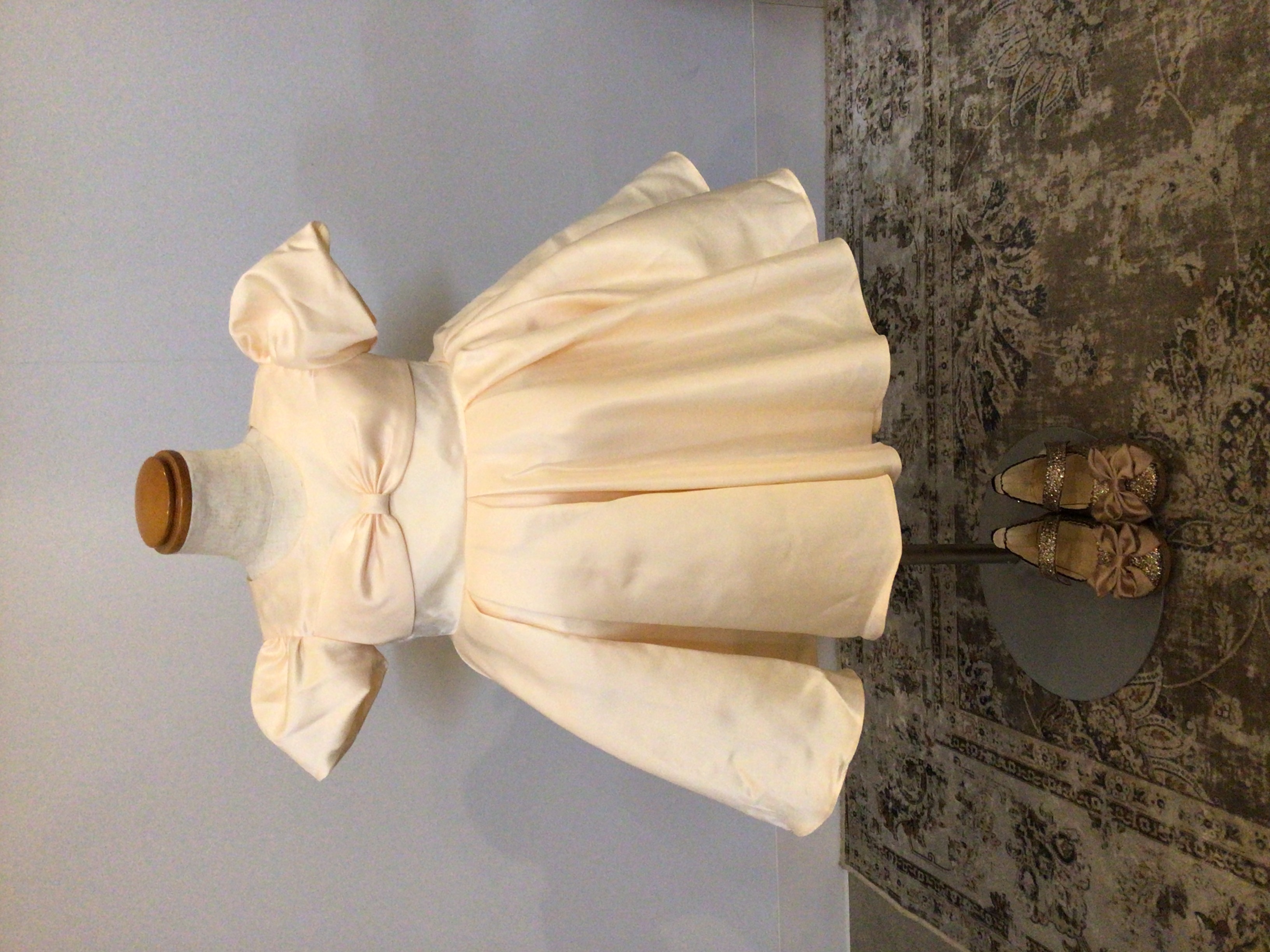 ベルクリームリボンキッズ＆ベビードレス　80サイズ