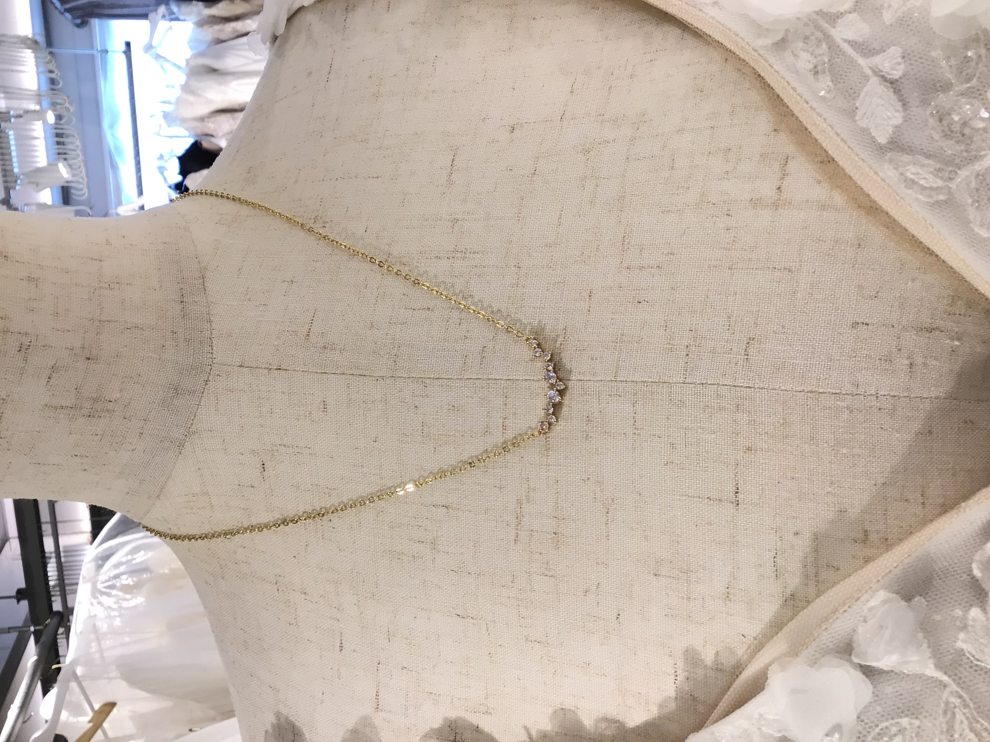 ゴールド　ビジュー10連小さめネックレス