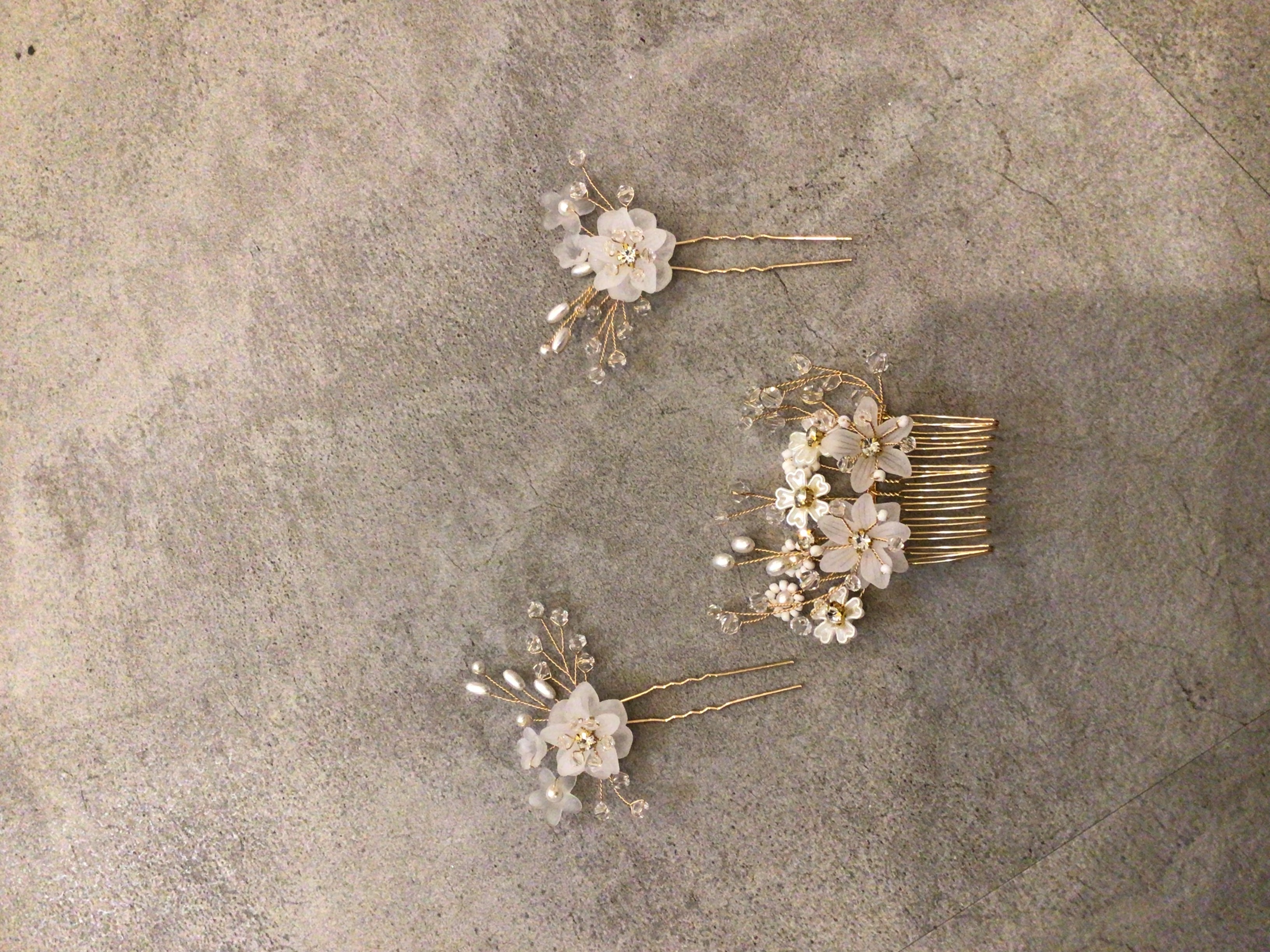 クリアフラワー×ビーズ　ヘッドピース3個入り