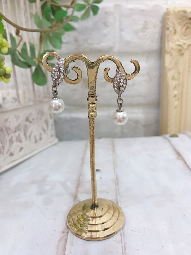 【イヤリング】シルバーリーフ×1粒パール