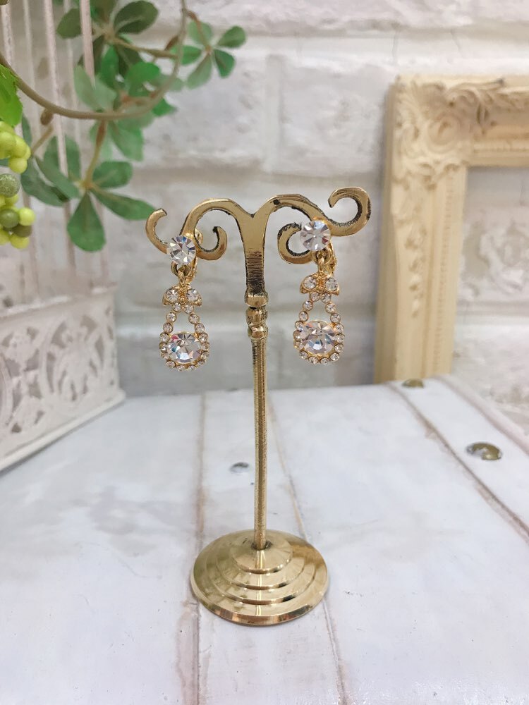 【イヤリング】ダイヤストーン涙型