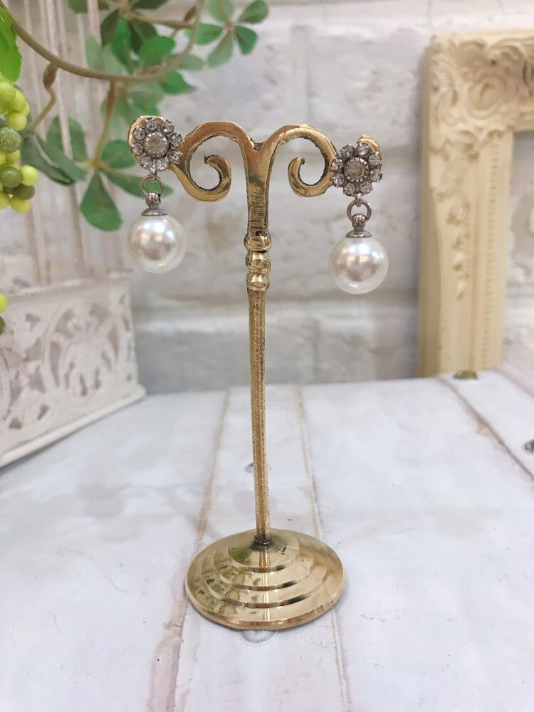 【ピアス】シルバーお花ダイヤ×パール1つ