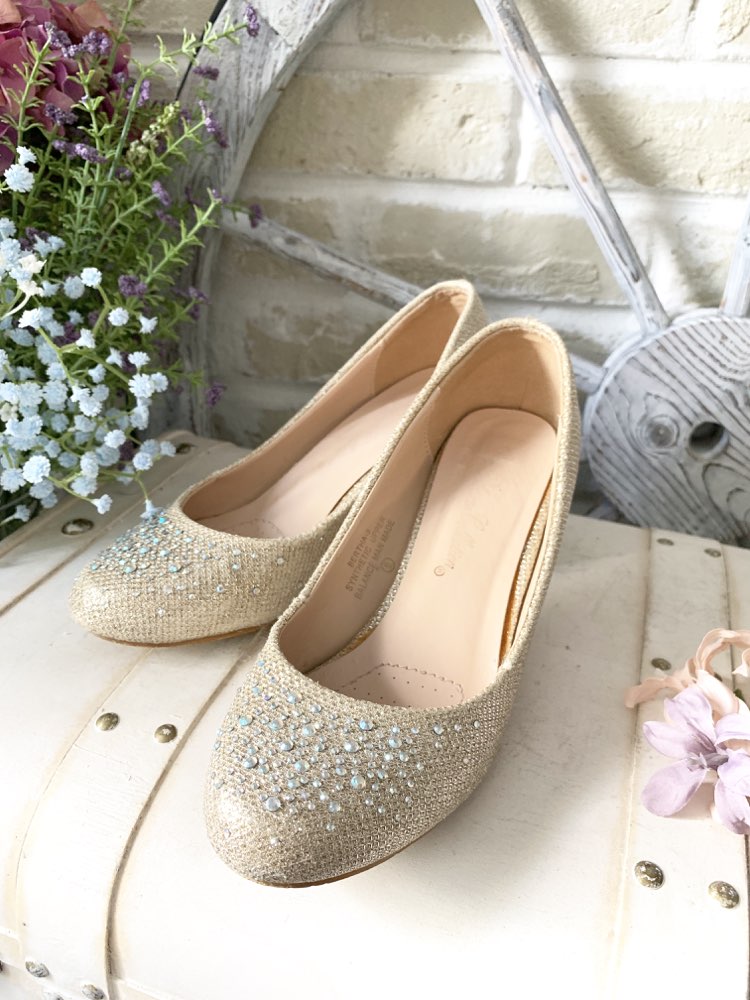結婚式ゲストパーティー用De Blossom Collection ビジュー付きゴールド 