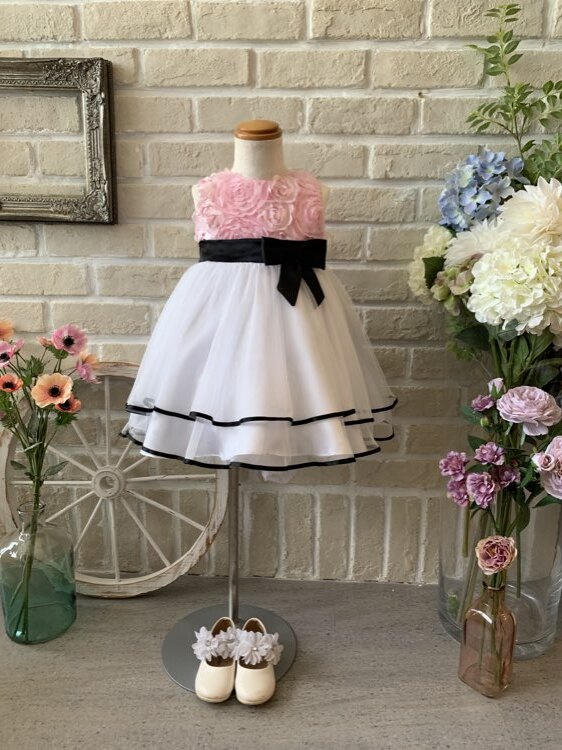 ピンク薔薇×ホワイトチュール×ブラックリボンドレス