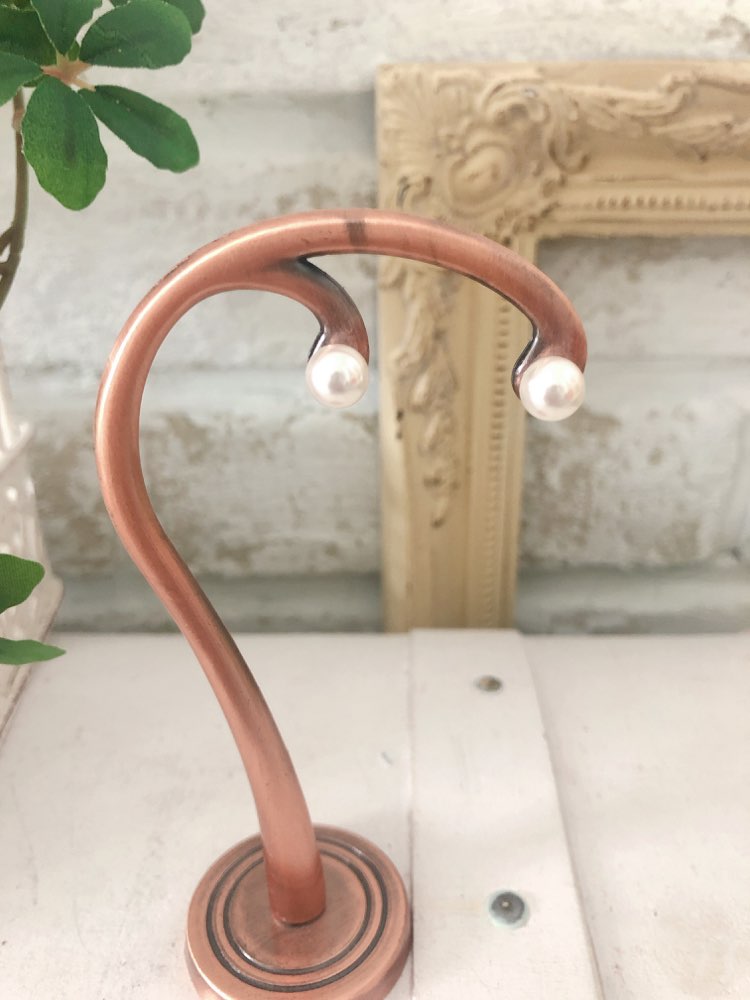 ベビーピンク一粒パールピアス