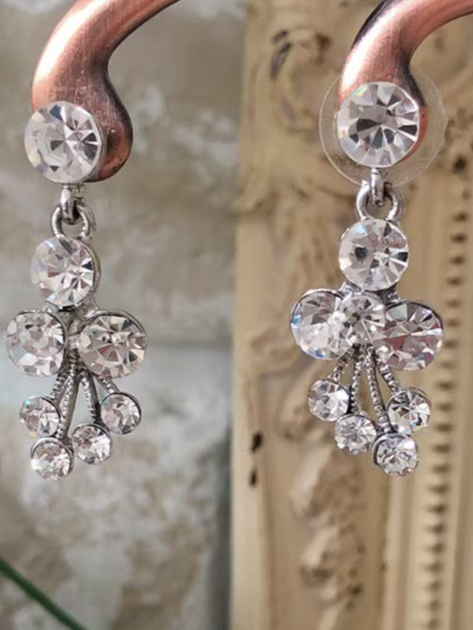 煌びやかビジューピアス