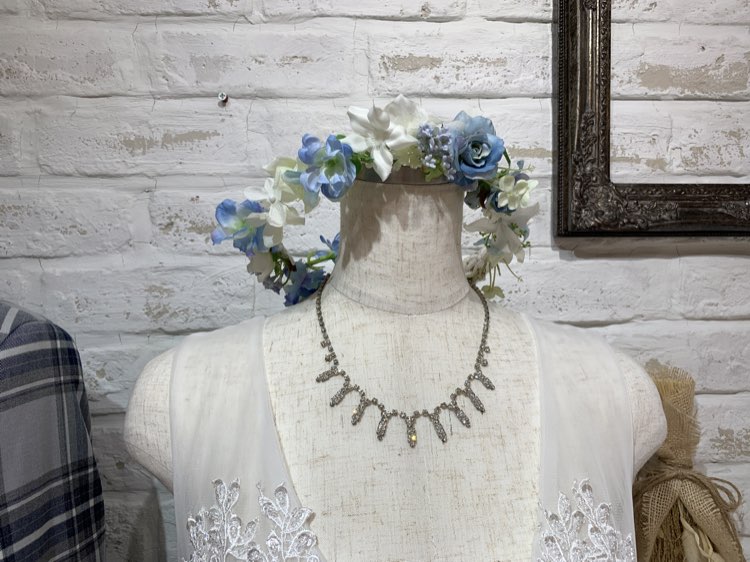 ブライズメイド 花嫁様に ブルー花かんむり フラワークラウン ドレンタ ブライズメイド 花嫁様に ブルー花かんむり フラワークラウン ドレンタ